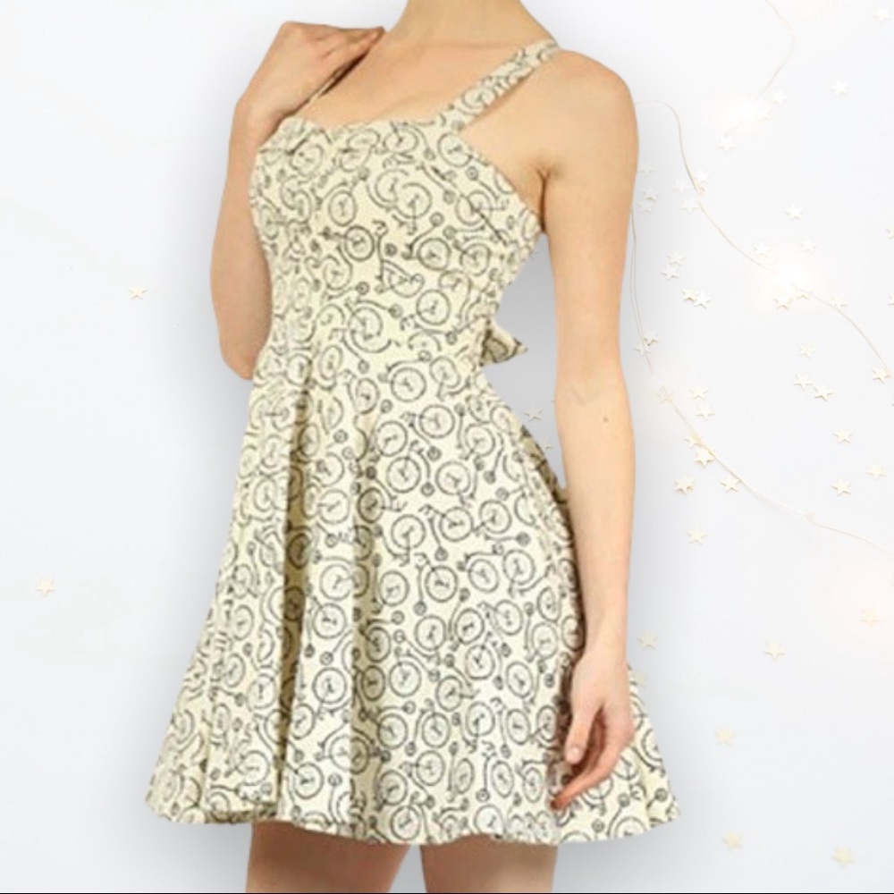 **HOST PICK** IXIA Retro Pin-Up Style Summer Dress of Penny Farthing Fabric - LG